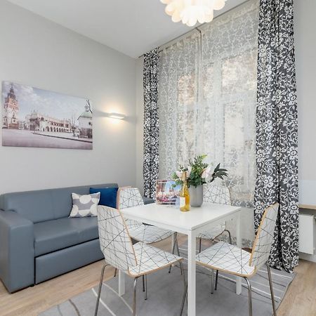 Central Planty Park Apartment Lobzowska By Noclegi Renters Krakau Exterior foto