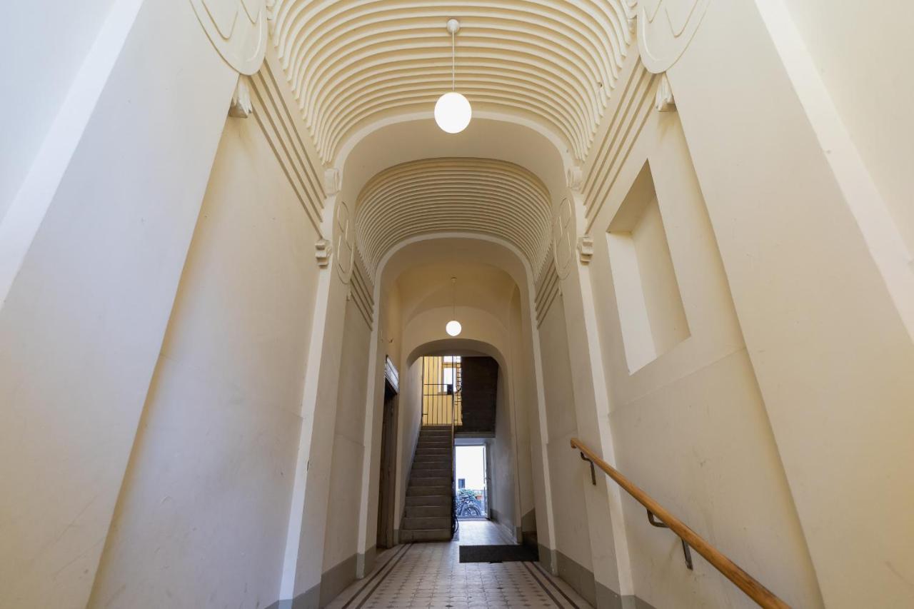 Central Planty Park Apartment Lobzowska By Noclegi Renters Krakau Exterior foto