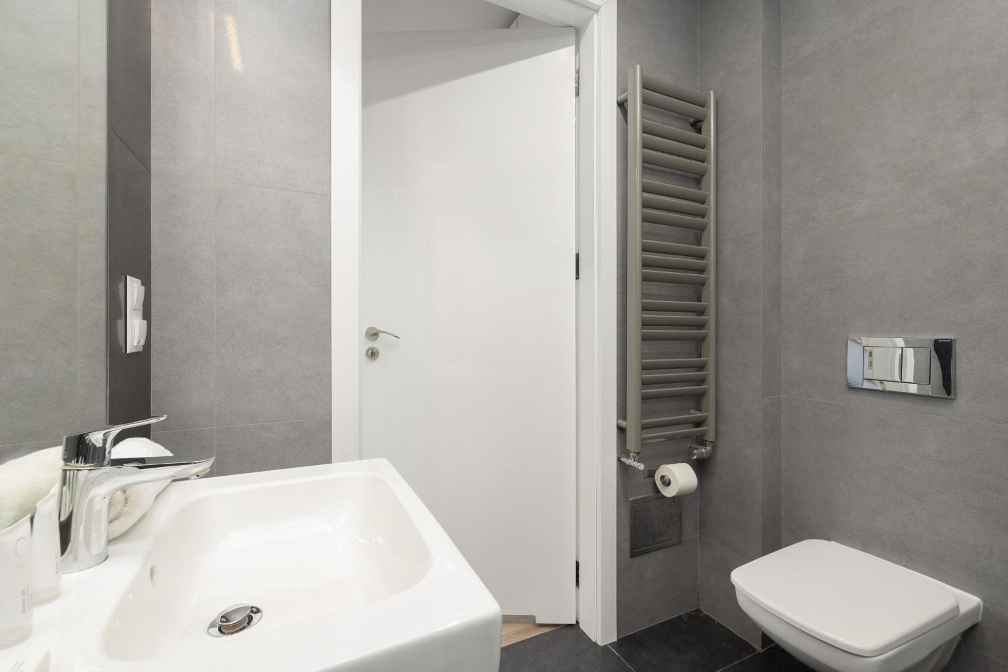 Central Planty Park Apartment Lobzowska By Noclegi Renters Krakau Exterior foto
